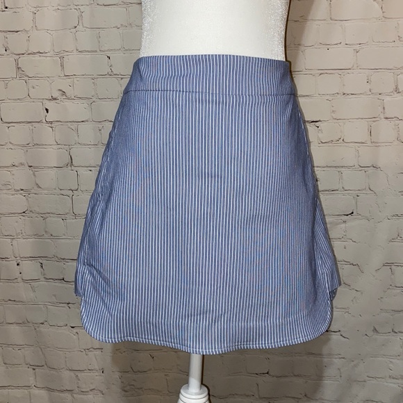 NWT  Blue Striped Skort Size 6 - Picture 5 of 12